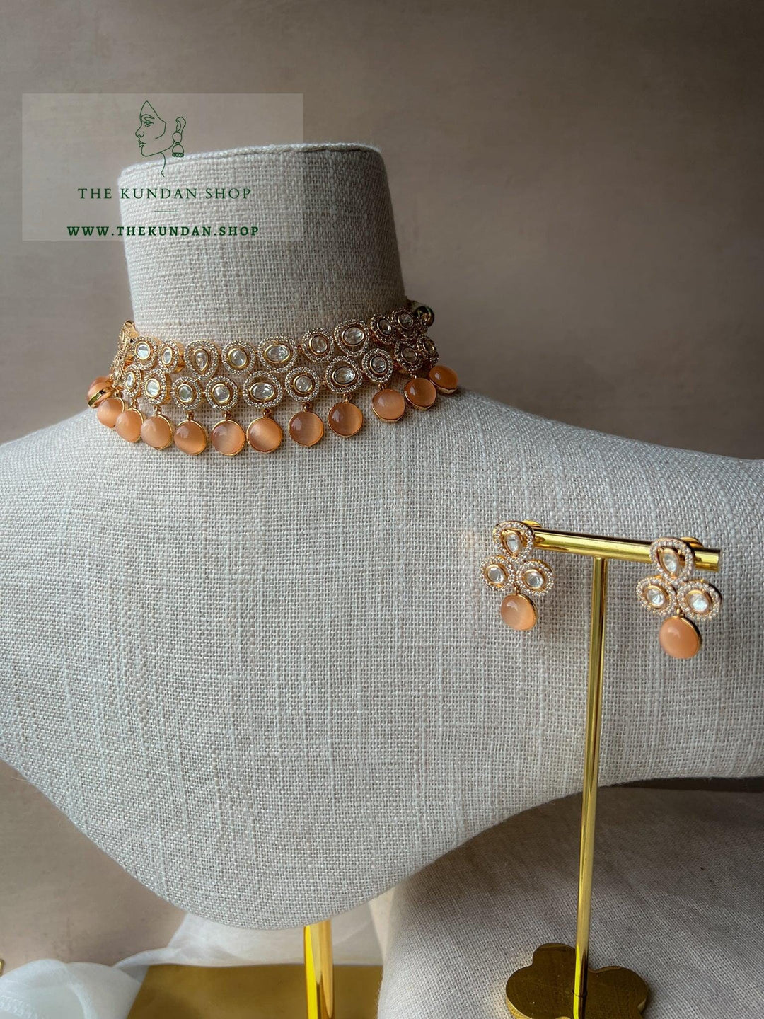 Idol in Peach Necklace Sets THE KUNDAN SHOP 