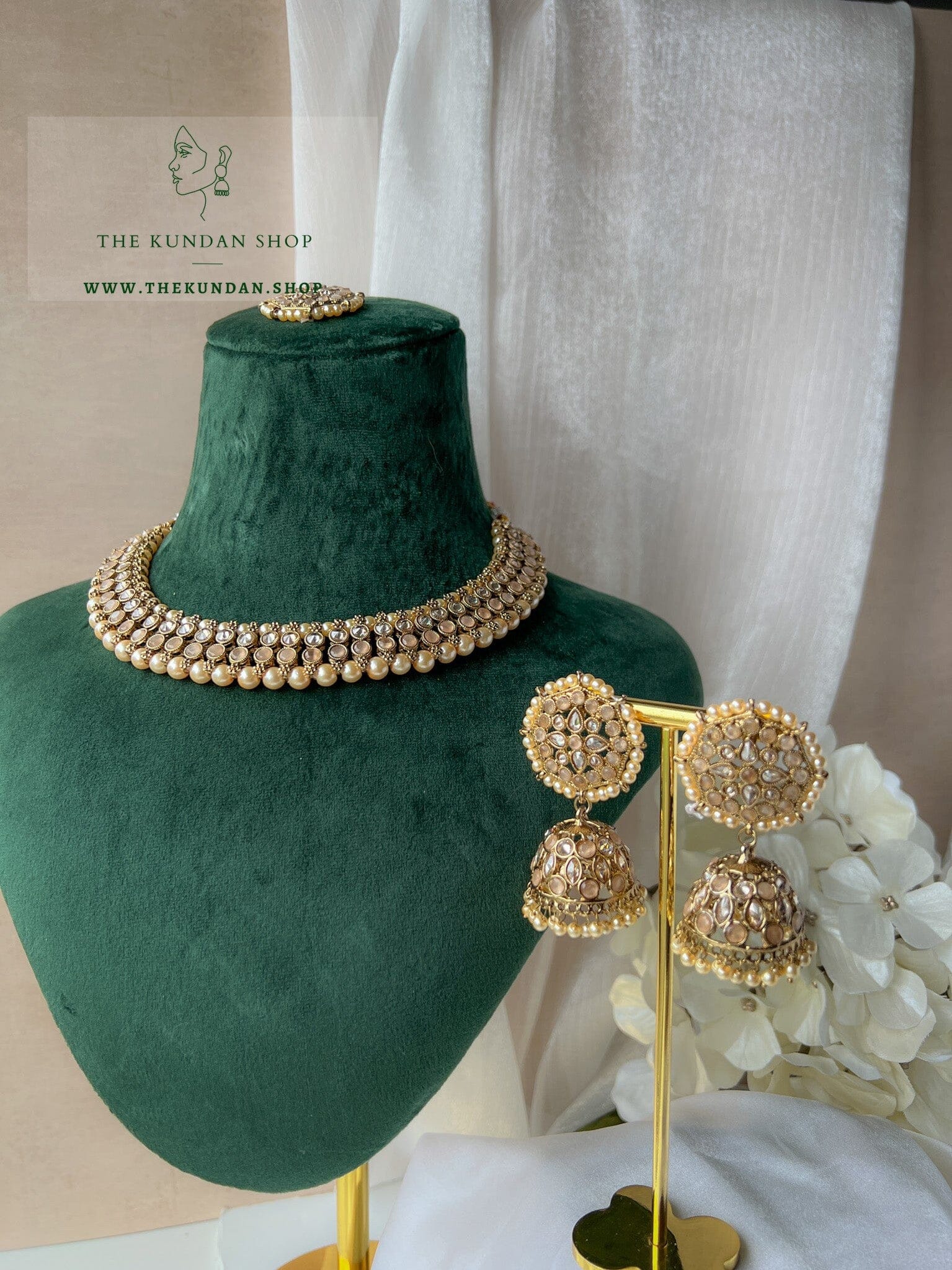Raised in Peach Necklace Sets THE KUNDAN SHOP 