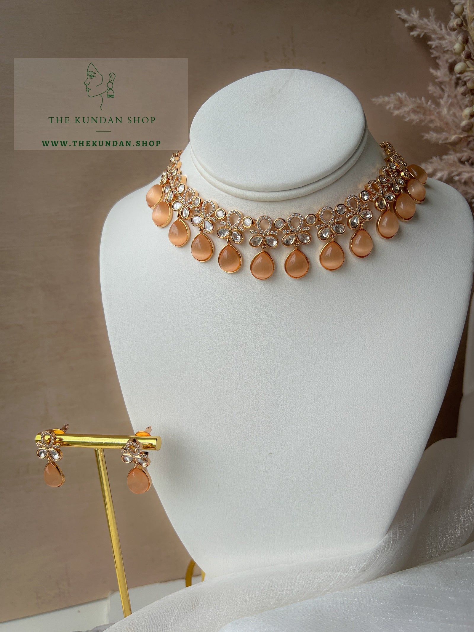 Hopeless Romantic in Peach Necklace Sets THE KUNDAN SHOP 