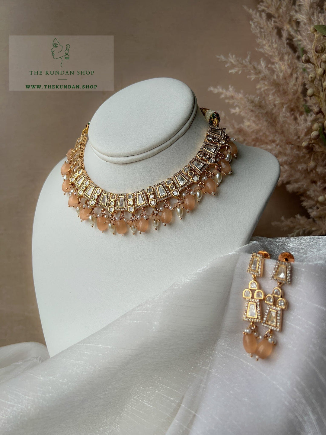 Sense in Peach Necklace Sets THE KUNDAN SHOP 