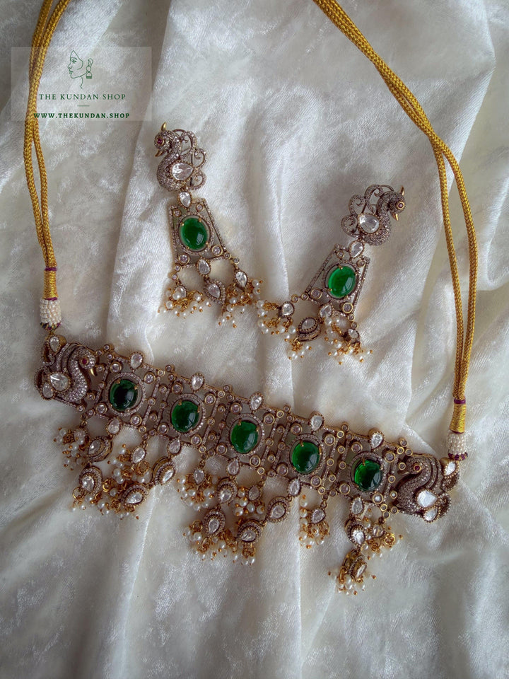 Jaded in Green Necklace Sets THE KUNDAN SHOP 