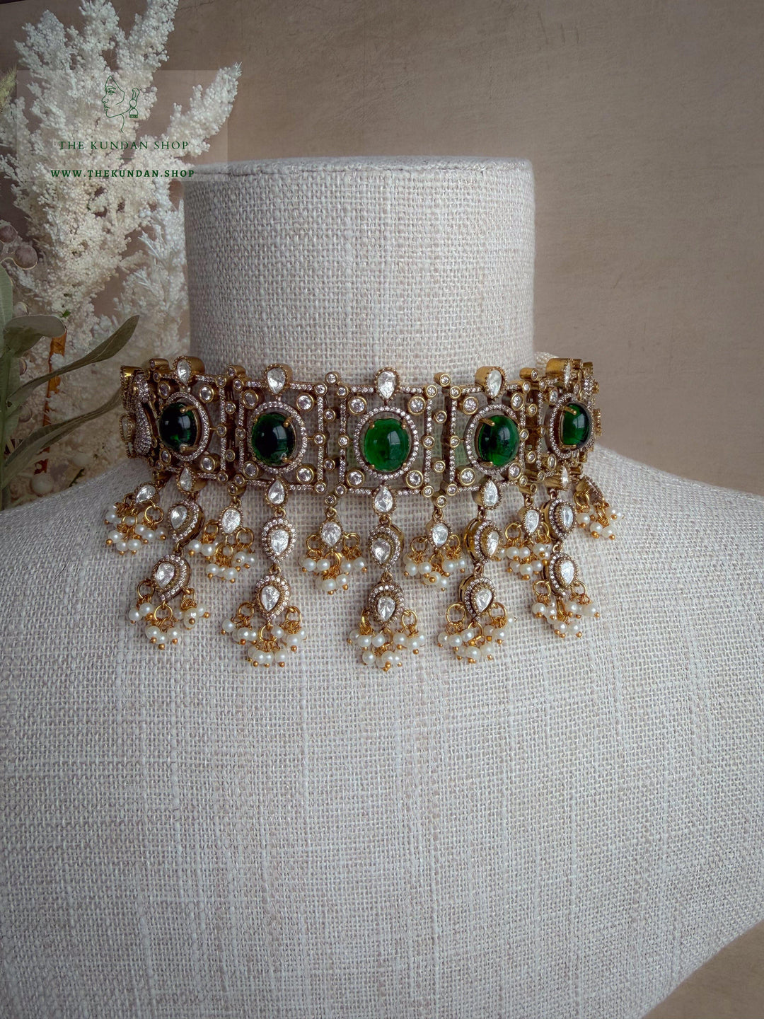 Jaded in Green Necklace Sets THE KUNDAN SHOP 