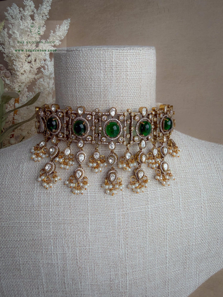 Jaded in Green Necklace Sets THE KUNDAN SHOP 
