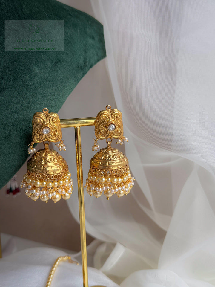 Blushing Pearl in Antique Necklace Sets THE KUNDAN SHOP 