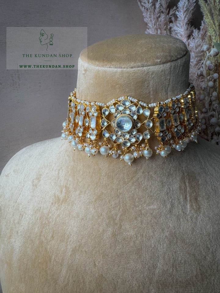 Lucky Chance Choker in Kundan Necklace Sets THE KUNDAN SHOP 