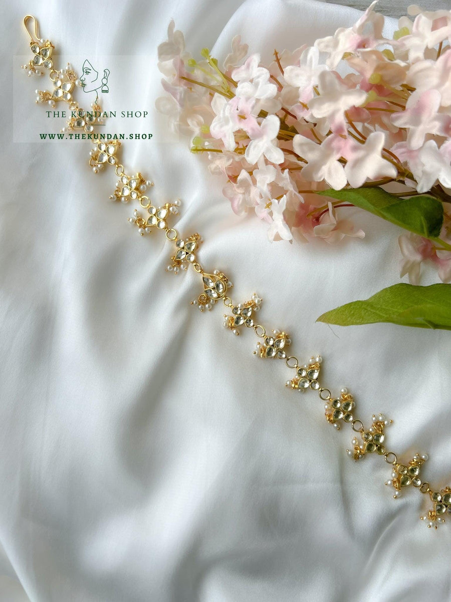 A Pearl Kiss - Headband Mathapathi THE KUNDAN SHOP 