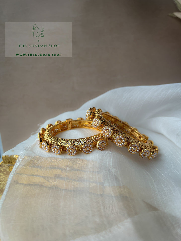 Pearl Boundaries - Gold Kangans Bangles THE KUNDAN SHOP 