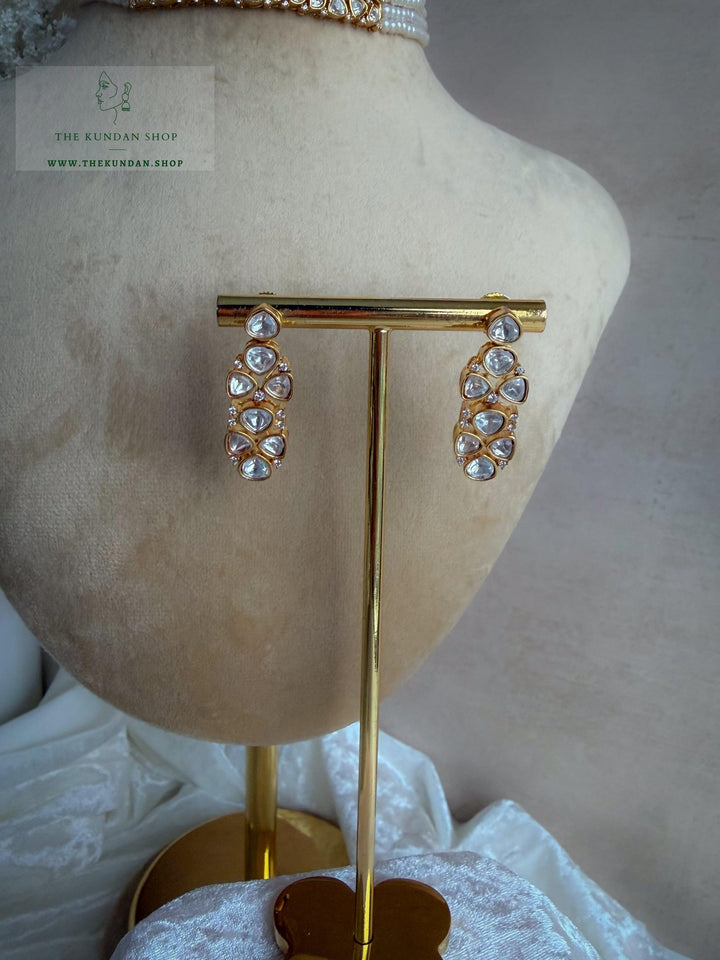 Preserved in Golden &amp; Pearl Necklace Sets THE KUNDAN SHOP 