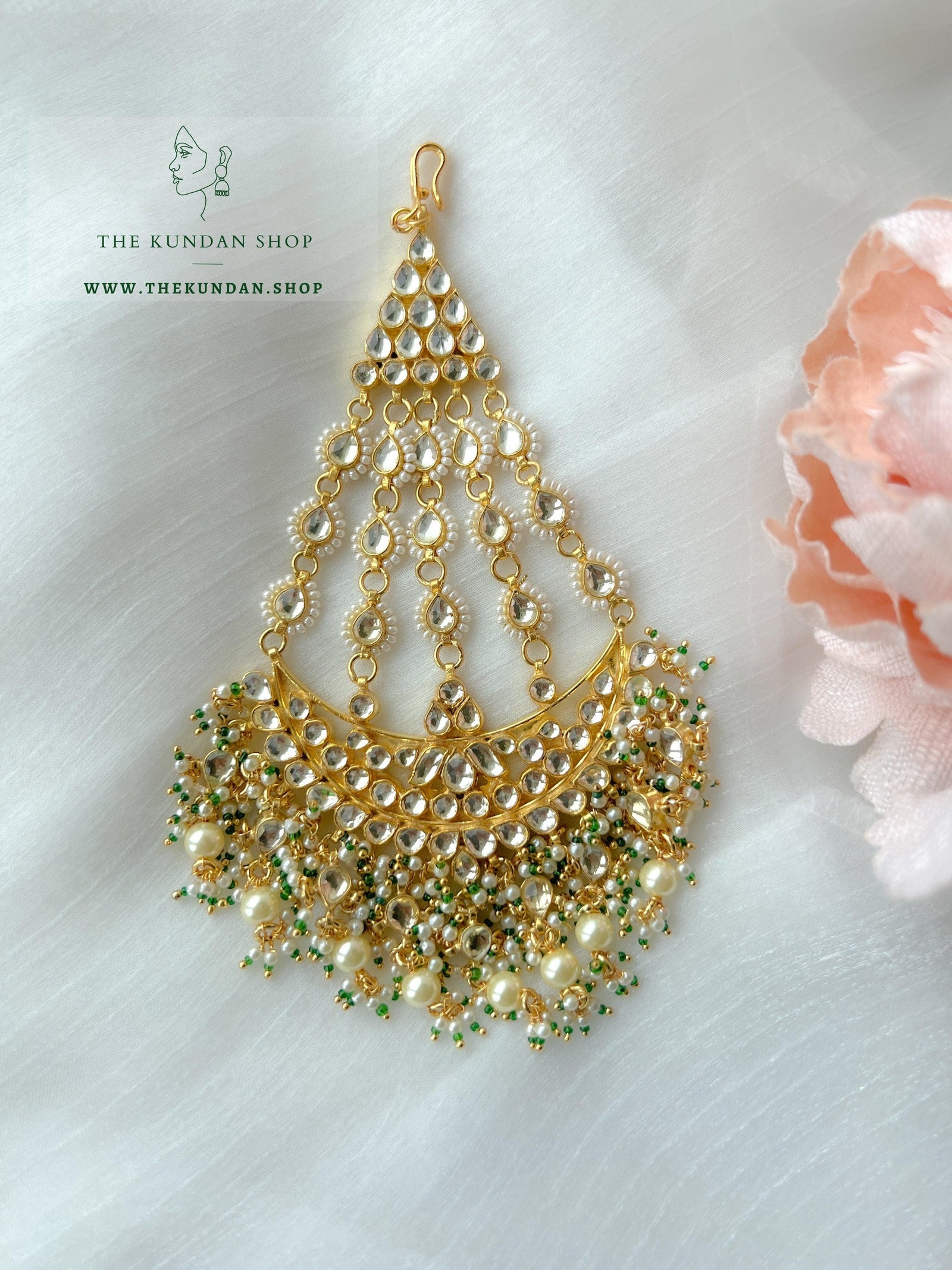 Familiarity in Kundan Passa in Pearl Passa THE KUNDAN SHOP 