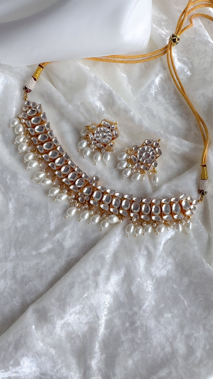 Naive in Pearl &amp; Kundan Necklace Sets THE KUNDAN SHOP 