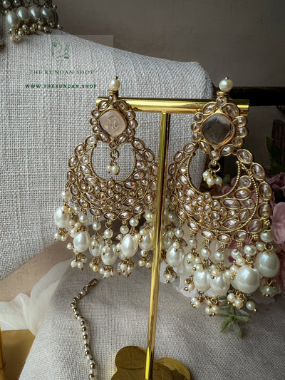 Fall Apart in Pearl Necklace Sets THE KUNDAN SHOP 