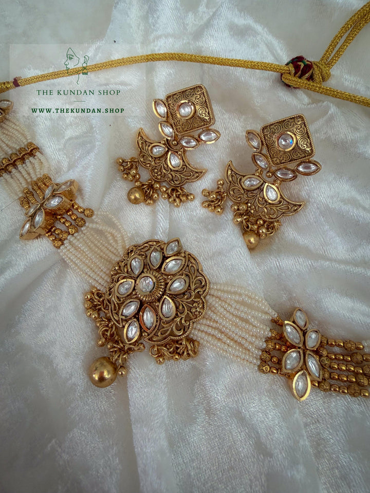 Pretty Theory // Pearl Necklace Sets THE KUNDAN SHOP 