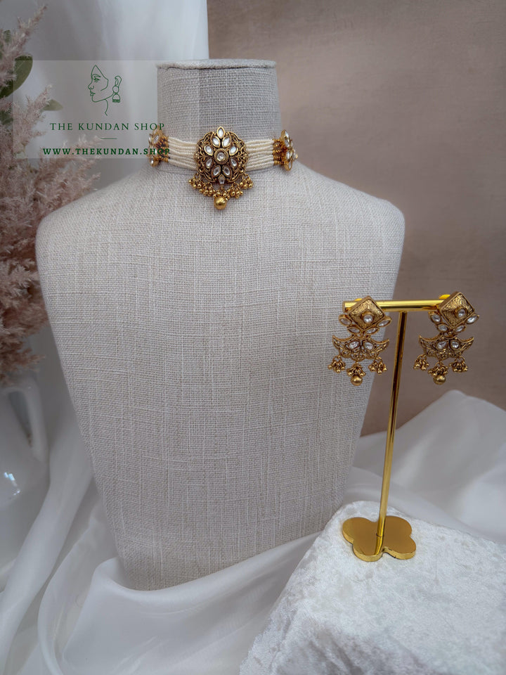 Pretty Theory // Pearl Necklace Sets THE KUNDAN SHOP 