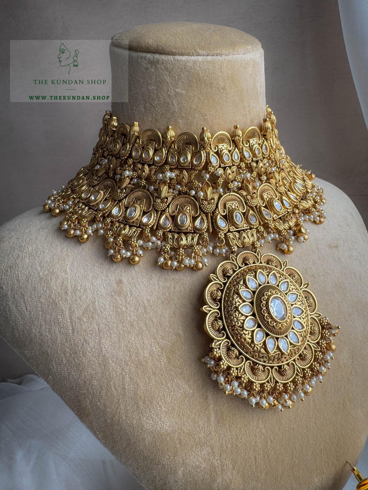 Daring Pendant in Antique Necklace Sets THE KUNDAN SHOP 