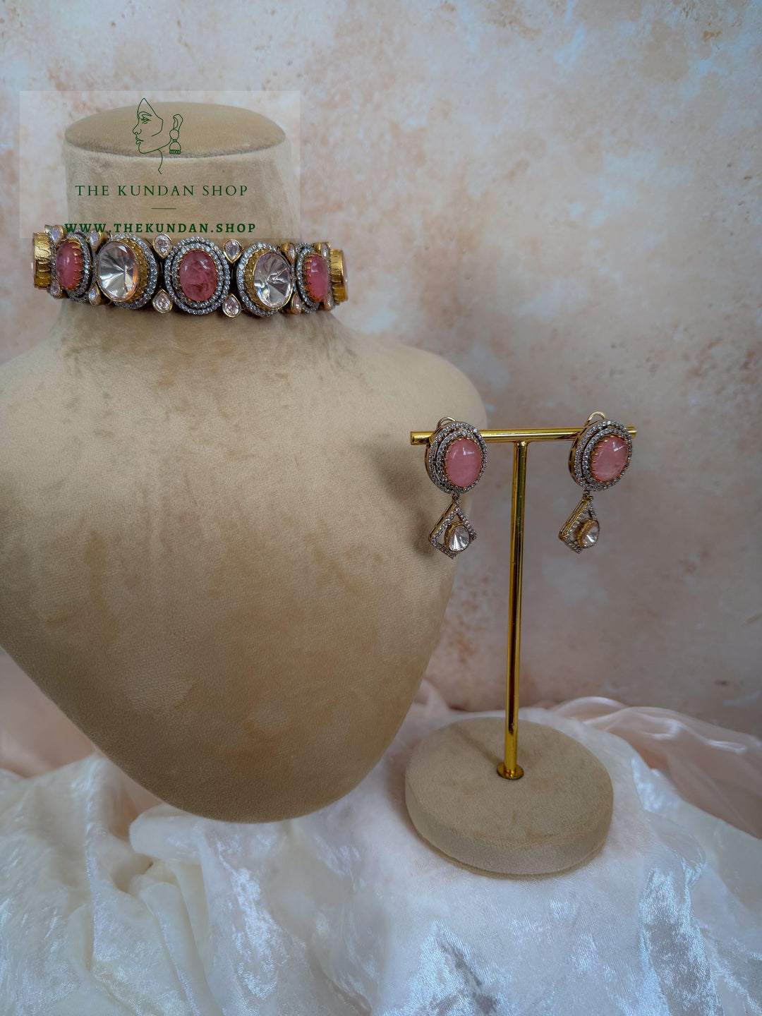 Glass Muse in Pink