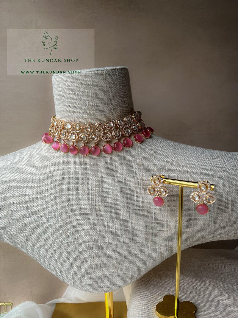 Idol in Pink Necklace Sets THE KUNDAN SHOP 
