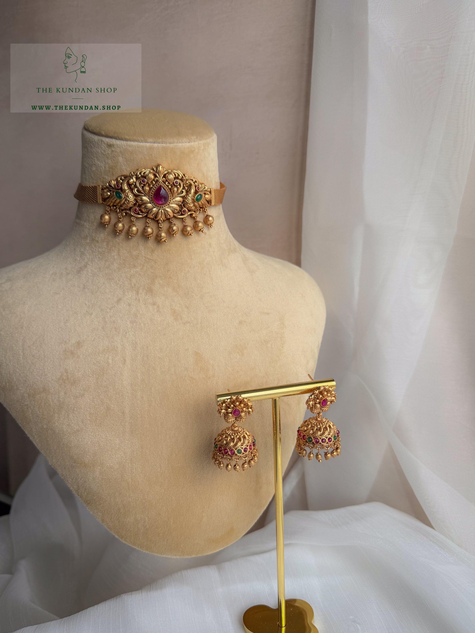 Deliberate in Antique // Pink & Green Necklace Sets THE KUNDAN SHOP 