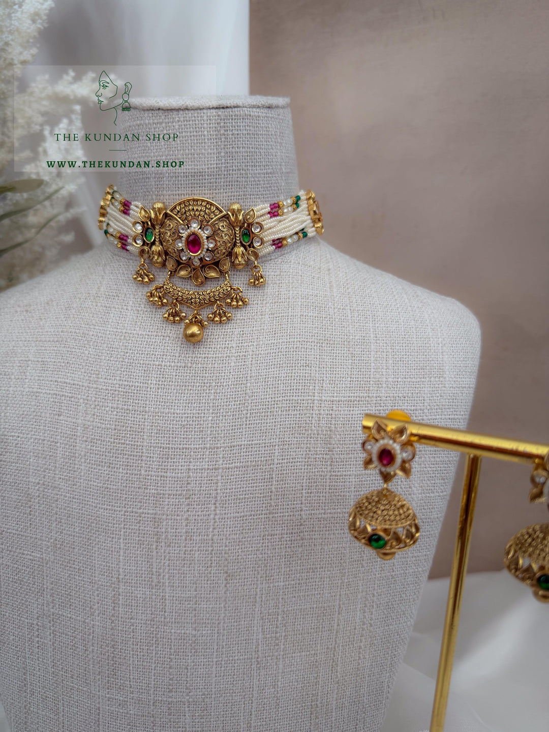 Pretty Habits // Pink &amp; Green Necklace Sets THE KUNDAN SHOP 