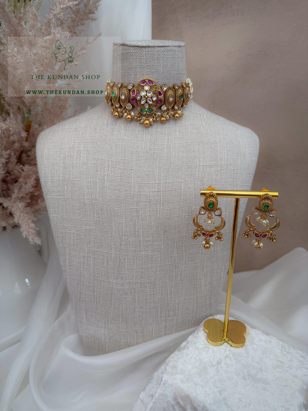 No Notes // Pink &amp; Green Necklace Sets THE KUNDAN SHOP 