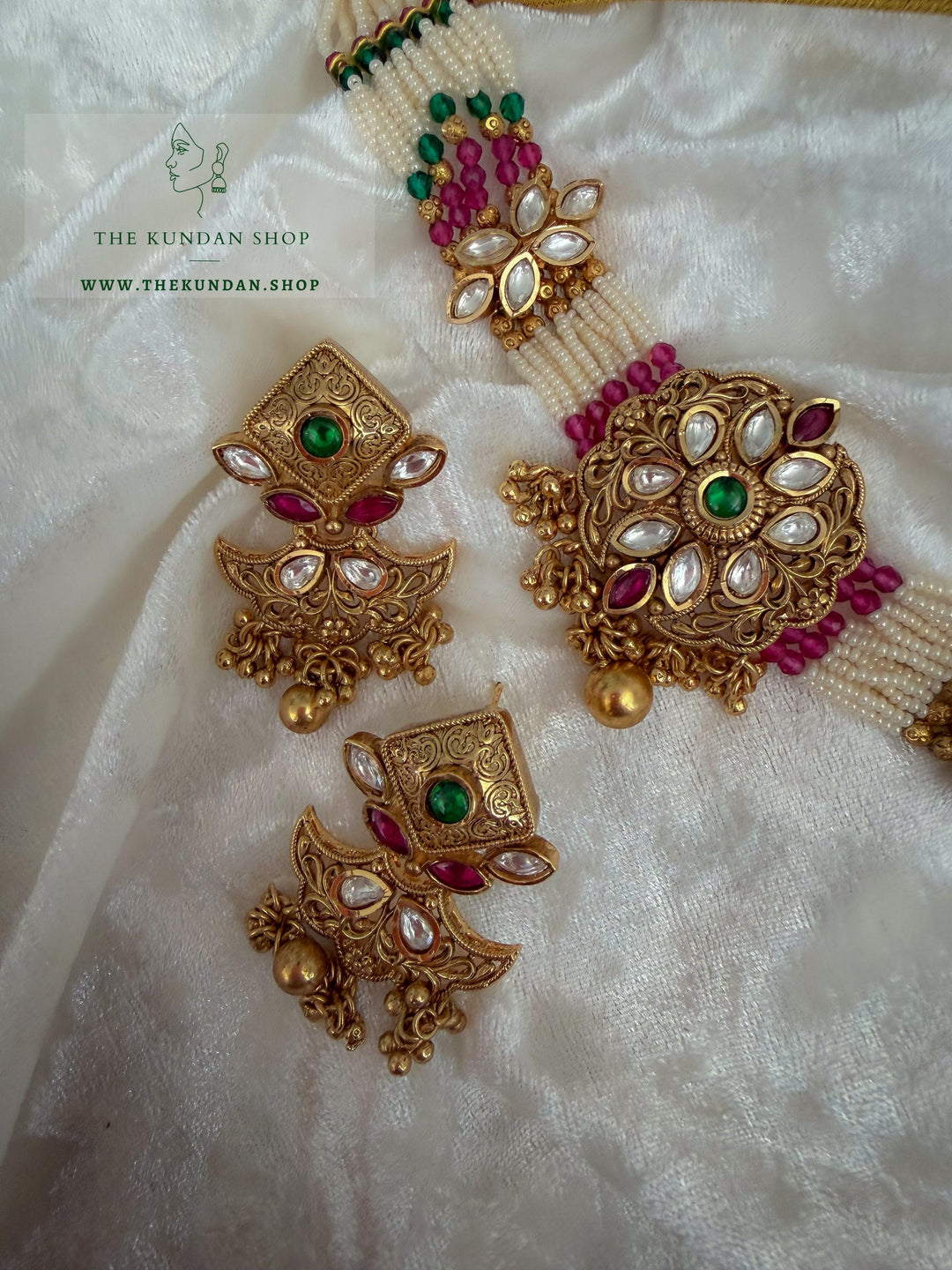 Pretty Theory // Pink &amp; Green Necklace Sets THE KUNDAN SHOP 