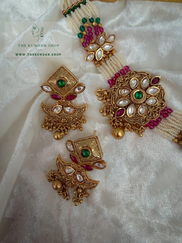 Pretty Theory // Pink &amp; Green Necklace Sets THE KUNDAN SHOP 