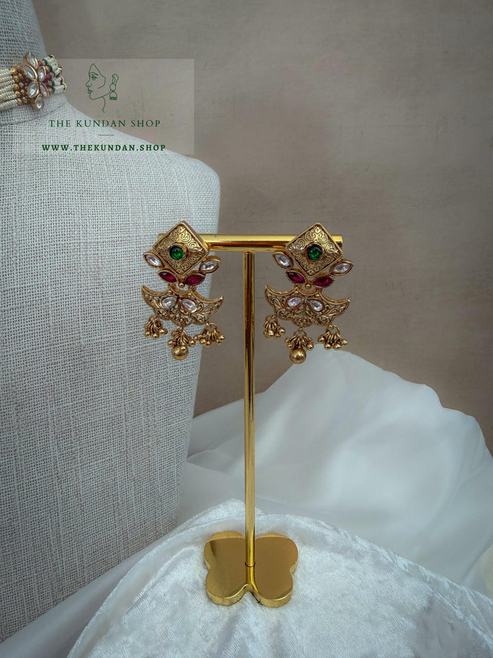 Pretty Theory // Pink &amp; Green Necklace Sets THE KUNDAN SHOP 