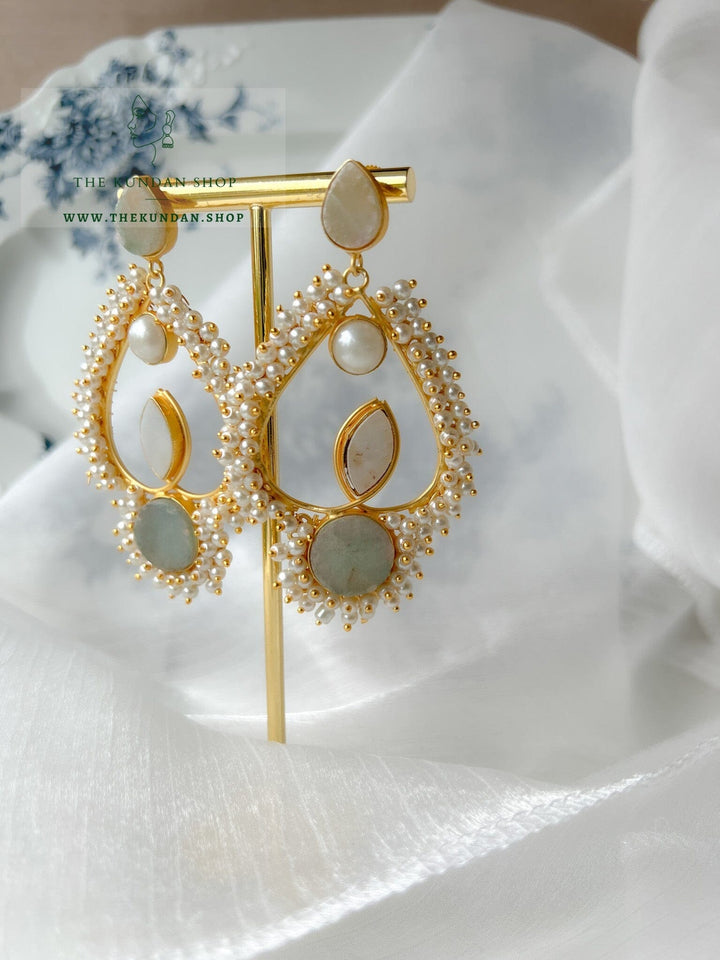 Phrased In Pearl Cluster Earrings THE KUNDAN SHOP 
