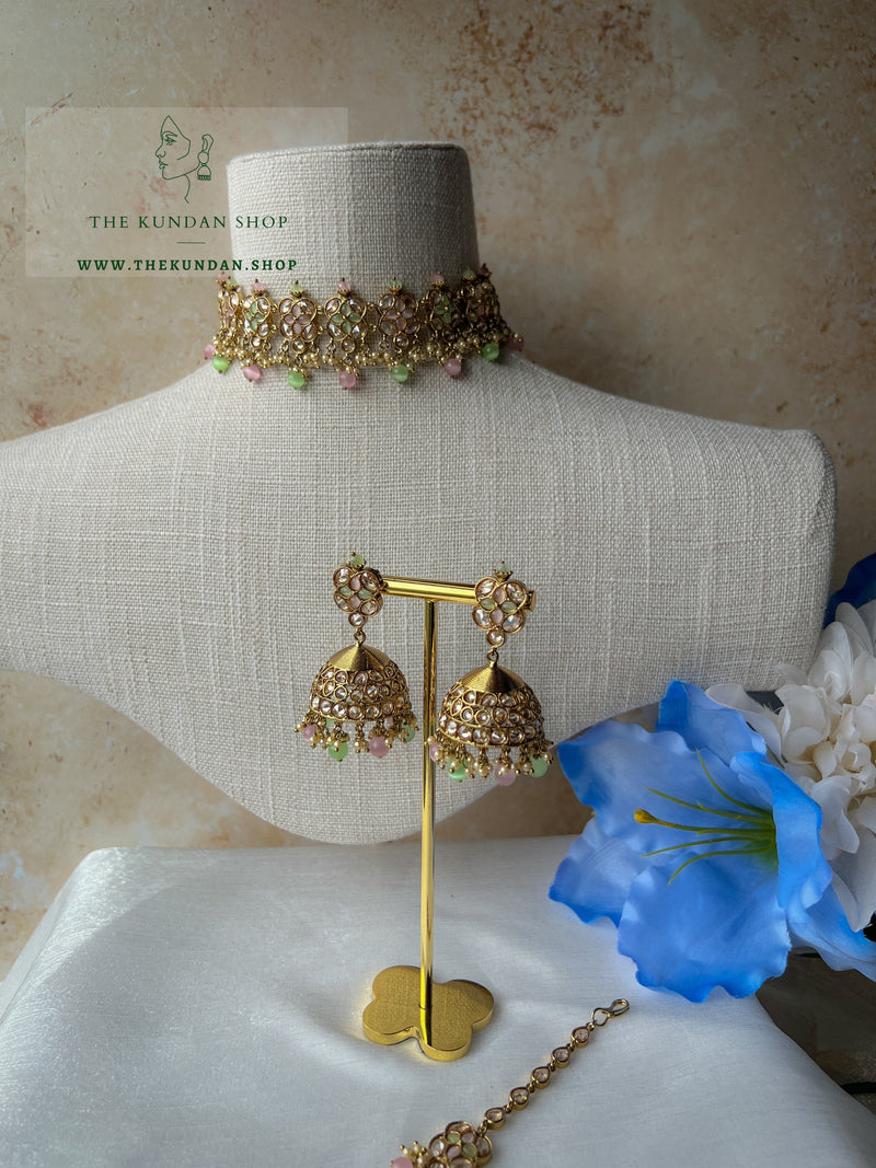 Rescued Floral in Pink & Mint Necklace Sets THE KUNDAN SHOP 