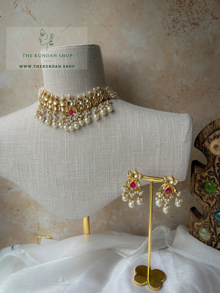 Sweetheart in Pink & Pearl Necklace Sets THE KUNDAN SHOP 