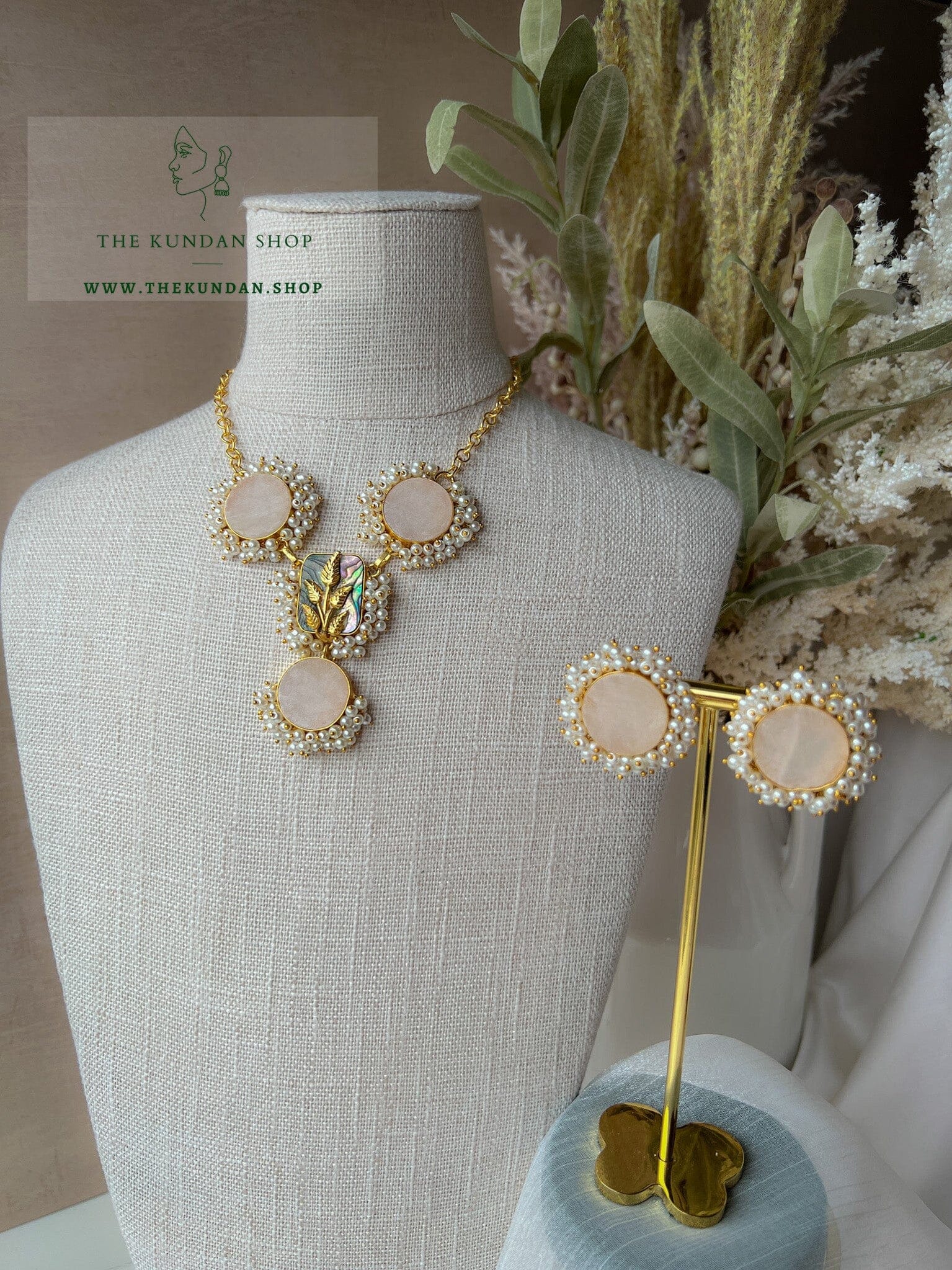 Arrangement in Pink Necklace Sets THE KUNDAN SHOP 