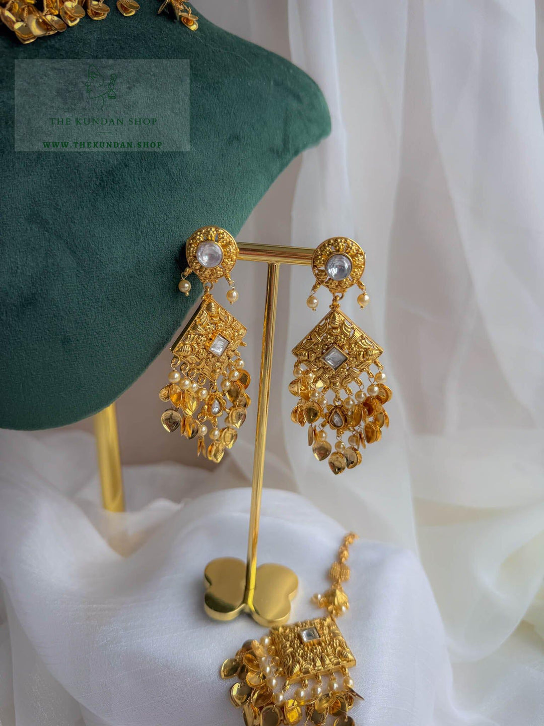 Implicate Pippal Patti in Golden Necklace Sets THE KUNDAN SHOP 