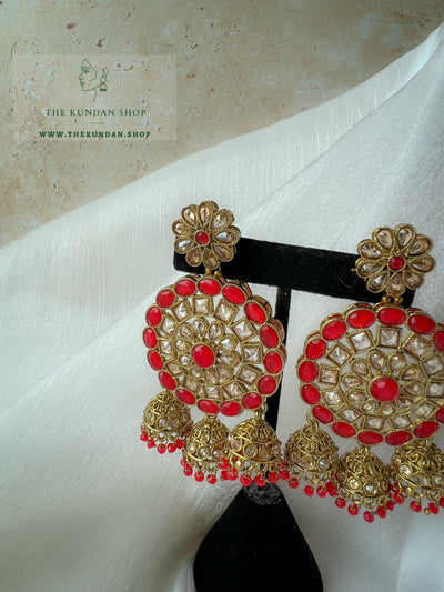 Willing in Red Earrings + Tikka THE KUNDAN SHOP 