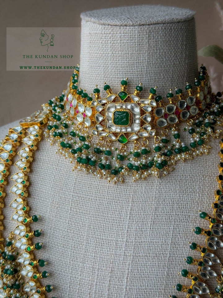 Regal Queen in Kundan Necklace Sets THE KUNDAN SHOP 