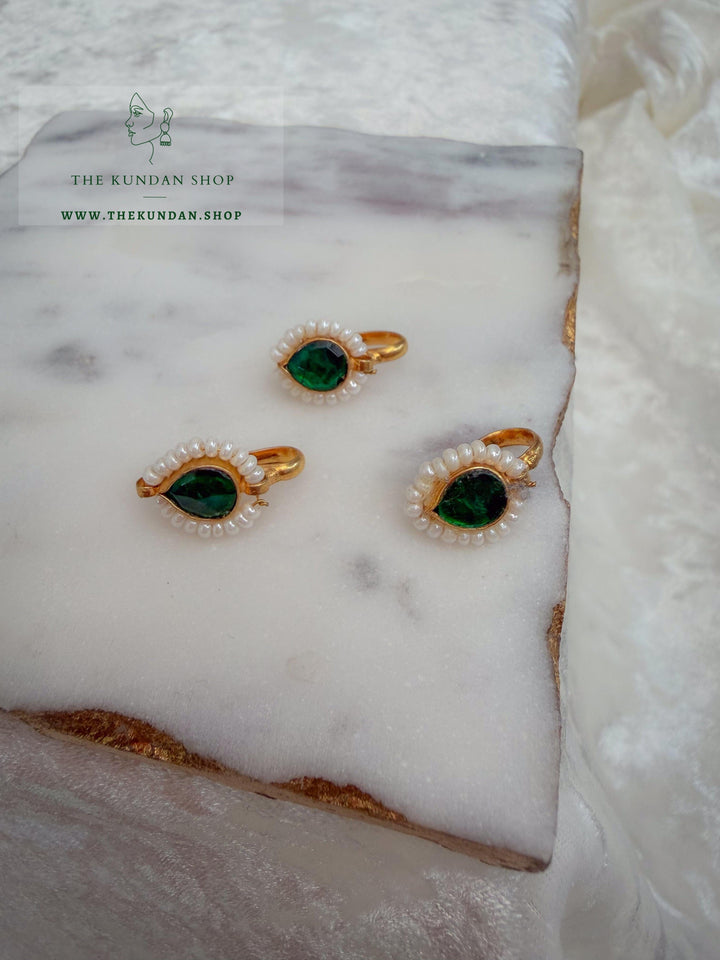 Round Kundan Nose Pin Naath THE KUNDAN SHOP Green 