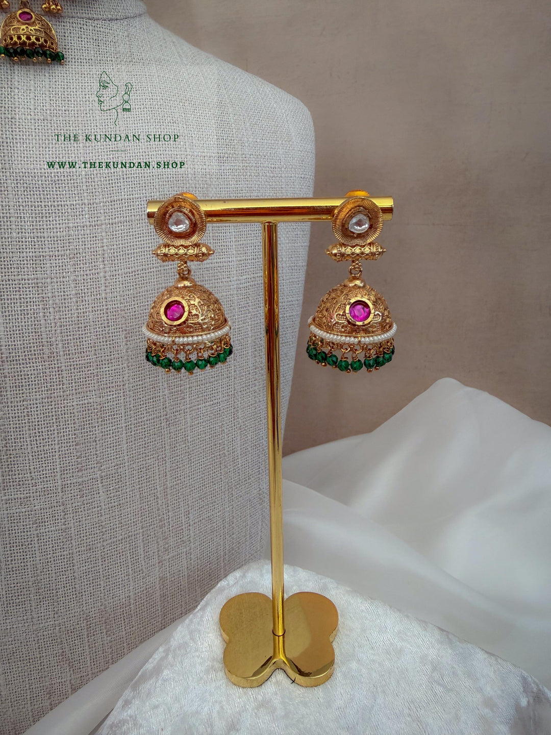 Pretty Telling // Green &amp; Ruby Necklace Sets THE KUNDAN SHOP 