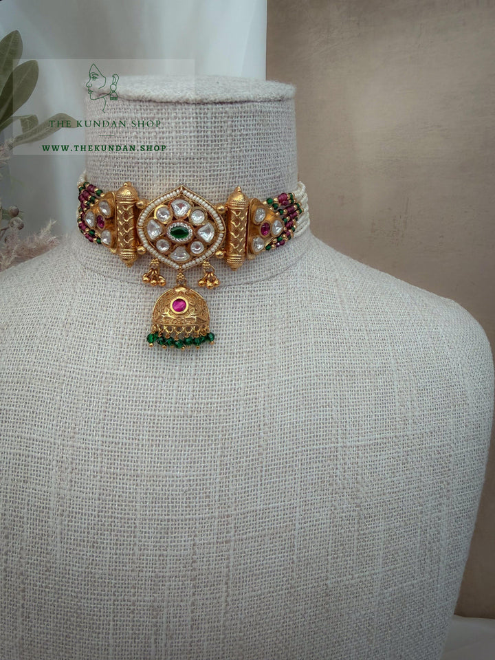 Pretty Telling // Green &amp; Ruby Necklace Sets THE KUNDAN SHOP 
