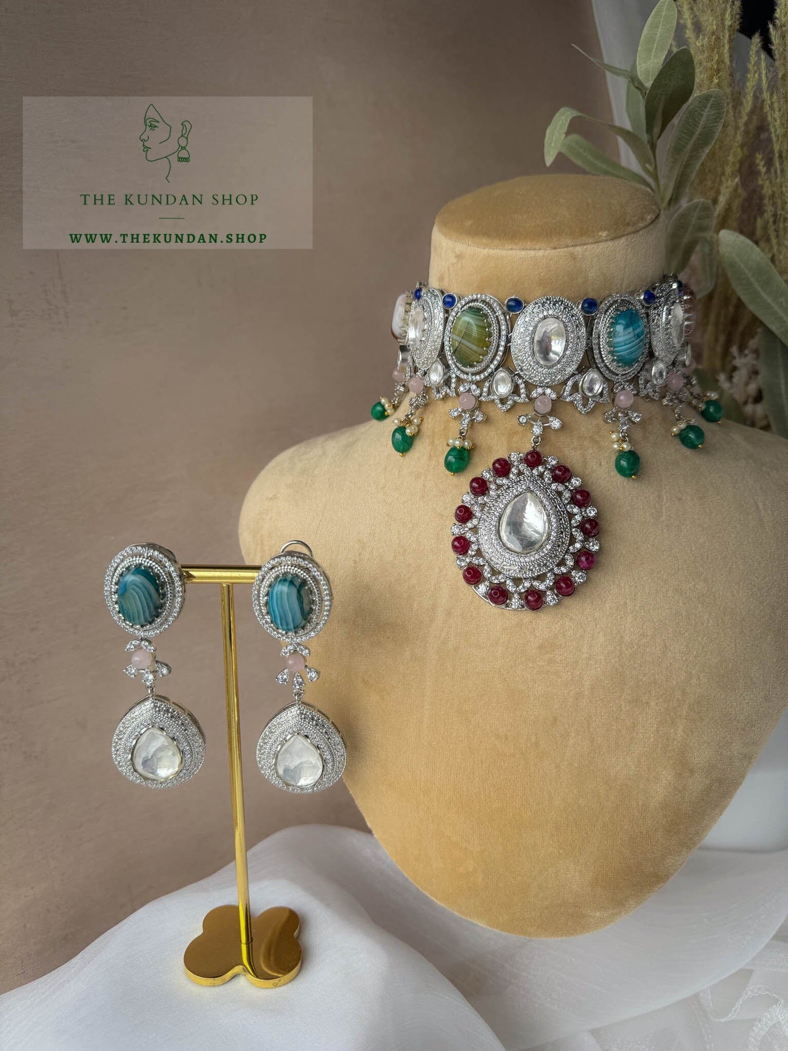 Blended Colors in Silver Necklace Sets THE KUNDAN SHOP 
