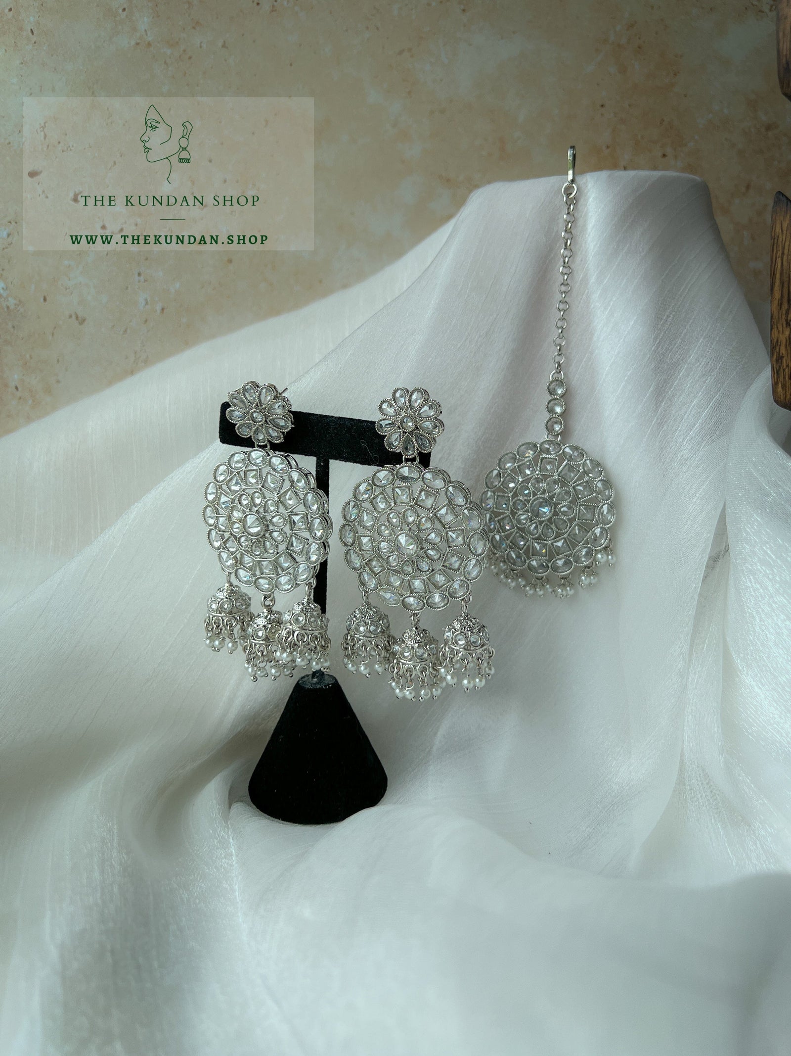 Willing in Silver Earrings + Tikka THE KUNDAN SHOP 