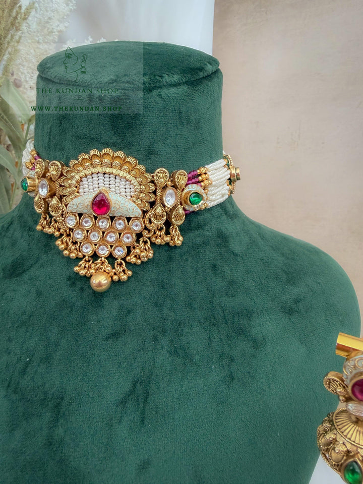A Quiet Yes // Pink &amp; Green Necklace Sets THE KUNDAN SHOP 