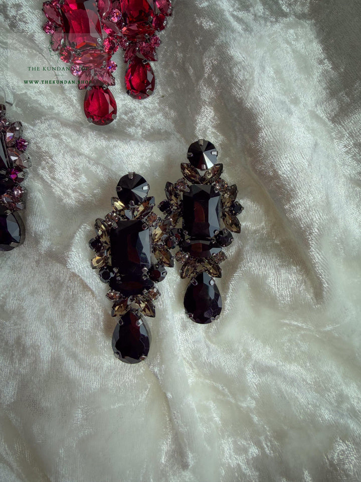 Luminous Twist Earrings THE KUNDAN SHOP 