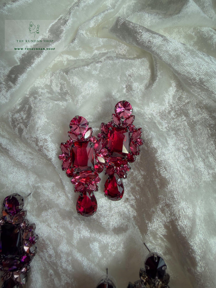 Luminous Twist Earrings THE KUNDAN SHOP 
