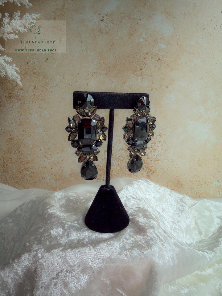 Luminous Twist Earrings THE KUNDAN SHOP Black 
