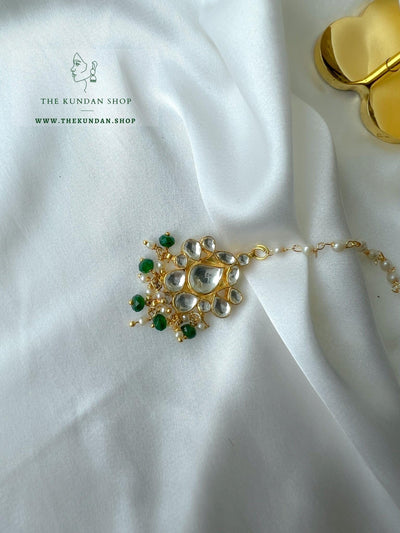 Emerald Classic in Kundan Earrings + Tikka THE KUNDAN SHOP 