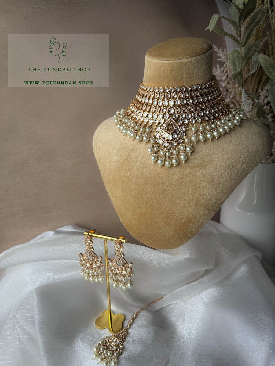 Awe-inspiring in Kundan Necklace Sets THE KUNDAN SHOP 
