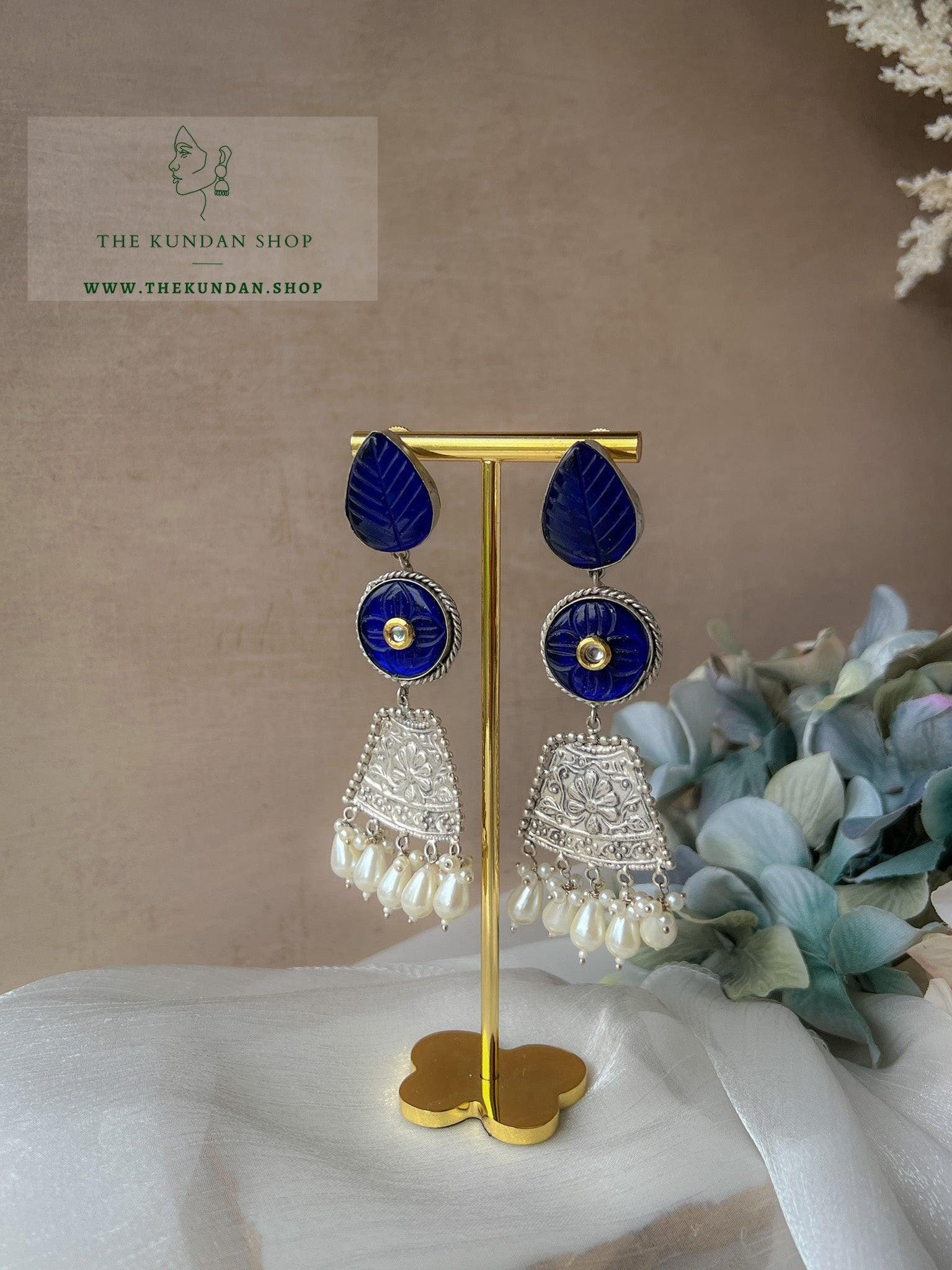 Assistance in Stones Earrings THE KUNDAN SHOP Blue 