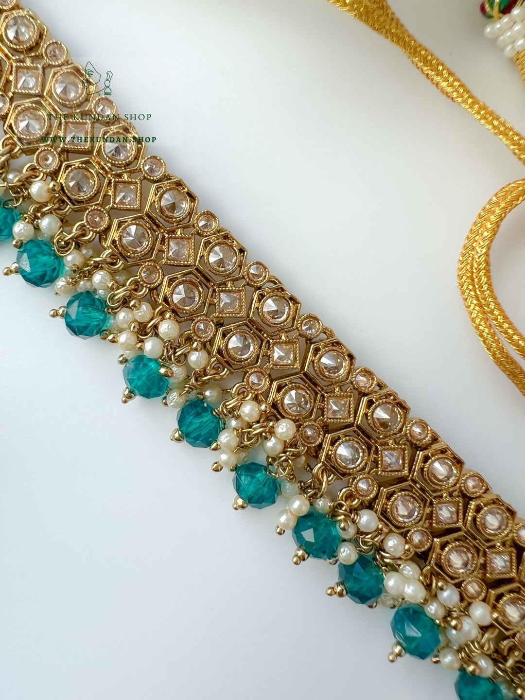 Keeper in Peacock Blue Necklace Sets THE KUNDAN SHOP 