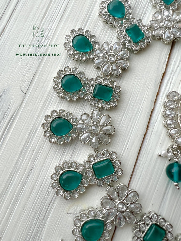 Heavenly Silver in Ocean Blue Necklace Sets THE KUNDAN SHOP 