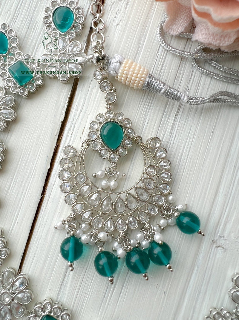 Heavenly Silver in Ocean Blue Necklace Sets THE KUNDAN SHOP 