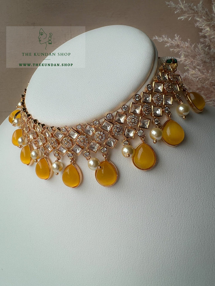 Spirited Kundan in Yellow Necklace Sets THE KUNDAN SHOP 