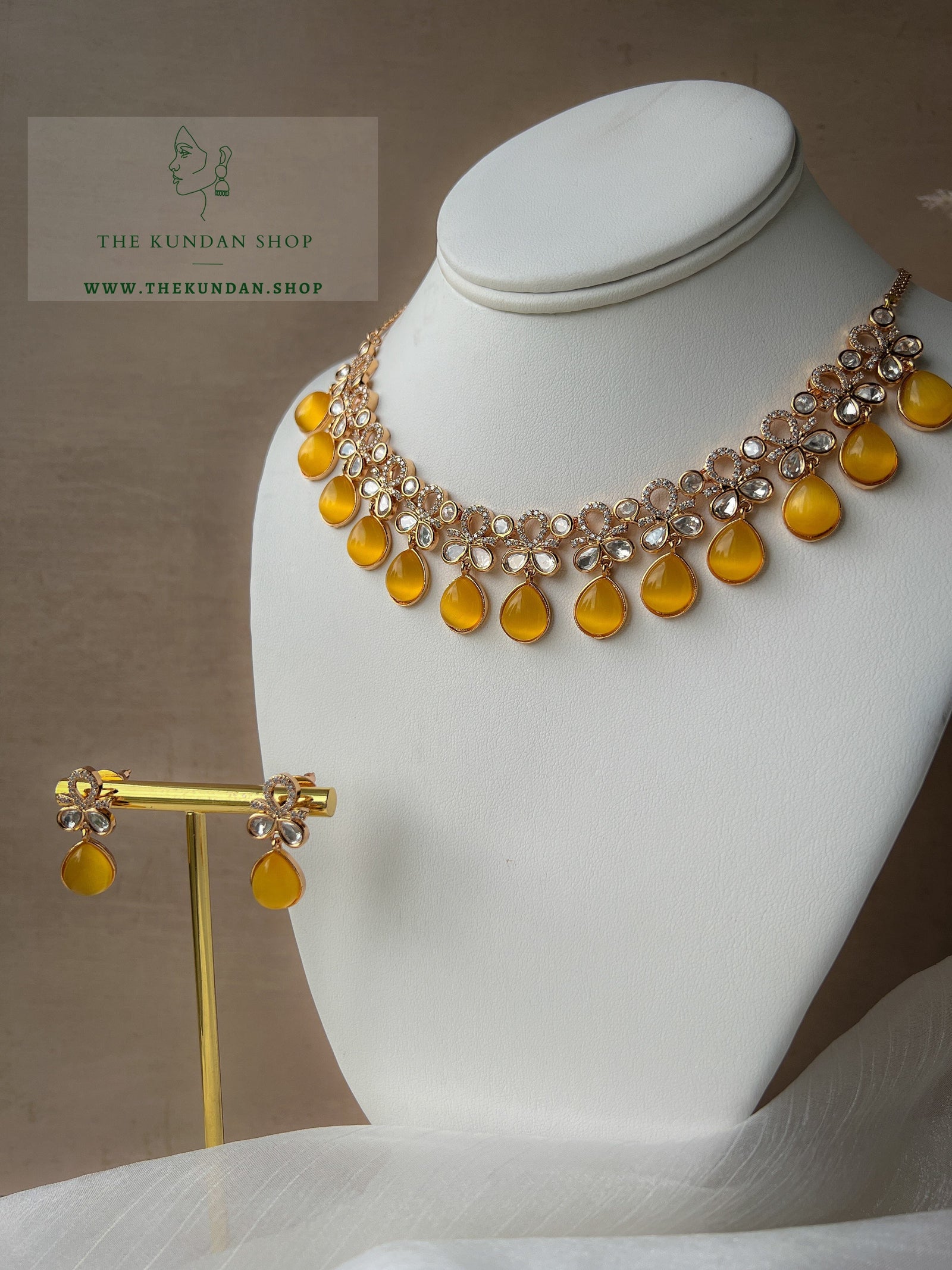 Hopeless Romantic in Yellow Necklace Sets THE KUNDAN SHOP 